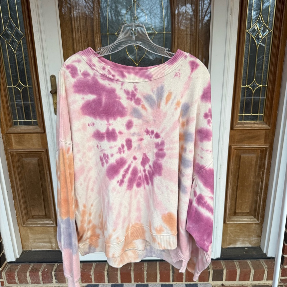 American Eagle Outfitters Pink and White Tie-Dye Top